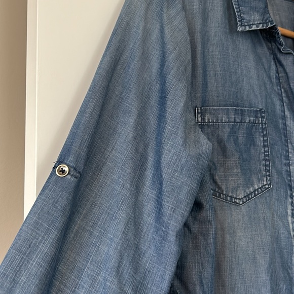 Joh Indigo Blue Tencel Tunic Top w Frayed Hi Lo Hems, Pockets, Hidden Roll Tabs - Picture 3 of 11